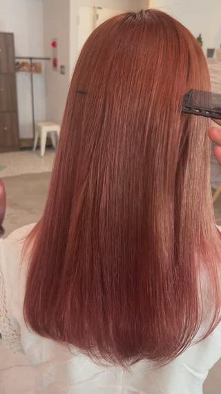 ピンクベージュ 