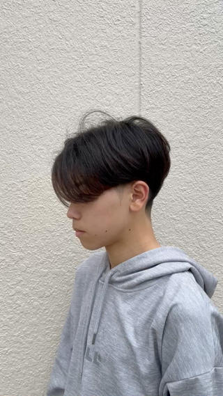 韓国系前下がりセンターパート
サラッとオイルで簡単セット 