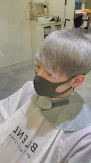 \全国の美容室で1%/
傷ませない・ブリーチも怖くない
ノンダメージカラーとは？
.
こんな方におすすめ
・ブリーチで痛むのが嫌
・パサつくのが嫌
・艶が欲しい

全国で1%しか加入できないノンダメージサロン限定のカラー方法でダメージとおさらば出来るカラー
その名も【ノンダメージカラー】
.
骨格矯正カットもしっかりさせて頂きます
ご予約はDMにて受付ております
お気軽にご連絡ください
.
#メンズ#メンズヘア#メンズカラー#メンズスタイル#奈良#大和西大寺#menshair #mens #menscolor #menstagram #menstyle 