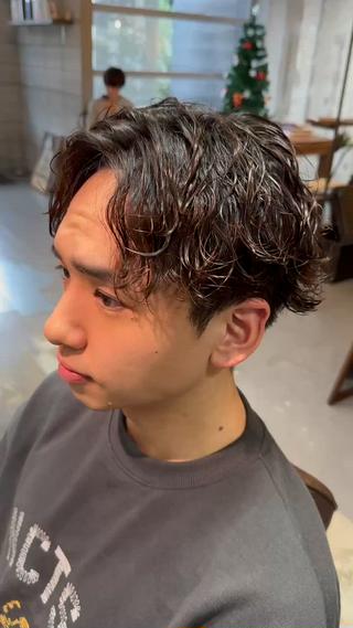 パーマ メンズ 三宅 亨表のヘアスタイル
