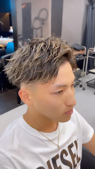 メンズハイライトスキンフェード 