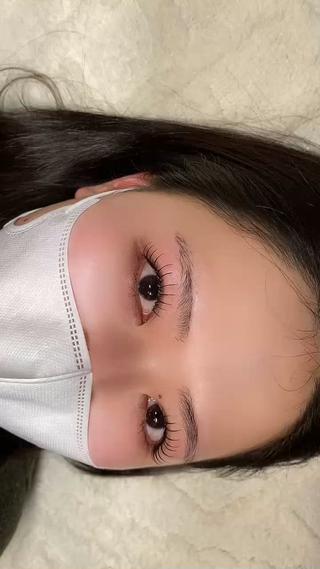 フラットラッシュ140本
お色:dark moca
束感仕上げ＊・ 