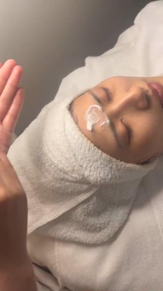 肌をツルツル柔らかくするマッサージで極上のツヤ肌に 