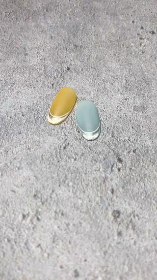 マグネットフレンチは角度によってキラキラ♡ 