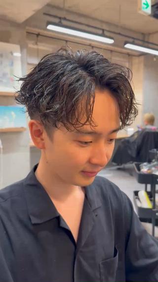 ツイストスパイラルパーマ
・時短スタイリング
・グリース使用