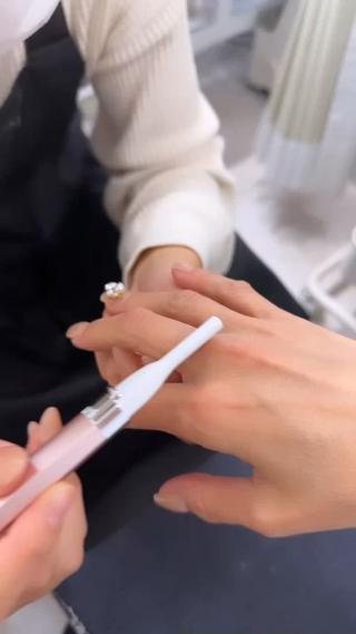 指の毛 一回(800円)です♡