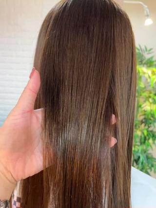 縮毛矯正カラー
アディクシーカラー1100円 