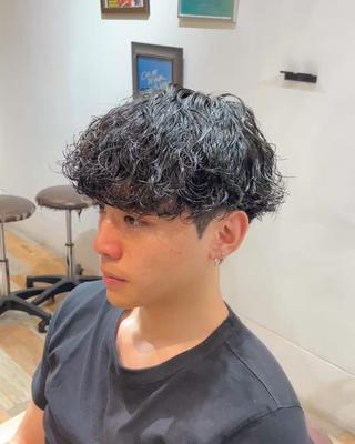 メンズ 波巻きスパイラル/ メンズパーマ/ゆうひのヘアスタイル