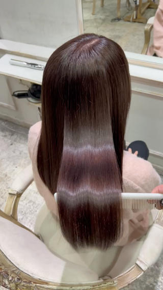 セミロング カラー Siesta所属・📣髪質改善縮毛矯正 特化美容師｜庭田📣のヘアスタイル