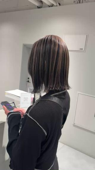 ショート カラー ケアブリーチ 若杉圭大のヘアスタイル