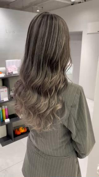 ロング カラー ケアブリーチ 若杉圭大のヘアスタイル