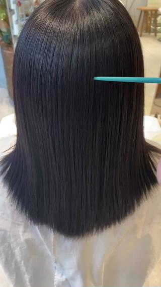 またまた縮毛矯正！
やっぱり5月にかけて
湿気に備える方増えてます！
1回かけてしまえば
あとは3ヶ月～6ヶ月後にもう1回！
といった施術になりますので
何度もかけ直さなくていいところが
とってもいいですね！

今回もスタイリング剤つけてない
アイロンも通してない
乾かしただけの状態で動画を撮っています
( ఠ͜ఠ ) 