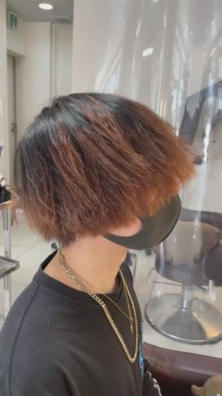 　　　　　　　　波巻きパーマ

　　　　　　　ここから変わりますよ〜 