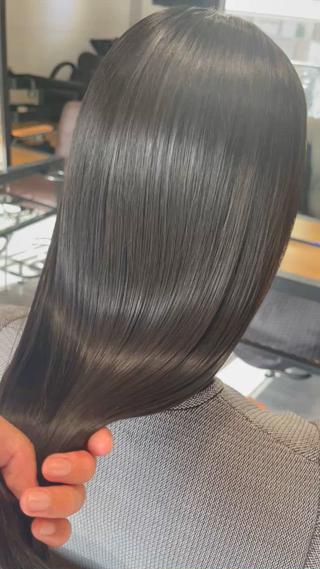 髪質改善／レイヤー /柔らかさ/清水のヘアスタイル