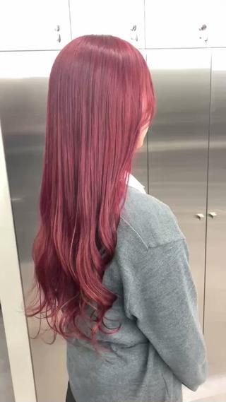 ロング 勝谷 悟史のヘアスタイル