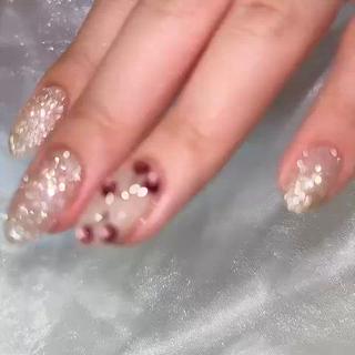 ネイル 伊藤 優花のネイルデザイン