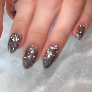 ネイル 伊藤 優花のネイルデザイン