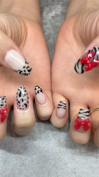 ・
animalnail
Designコース¥9900
・

・
#アニマルネイル#ゼブラ柄#ヒョウ柄#リボンネイル#派手ネイル#韓国風ネイル#海外風ネイル#川越ネイル#埼玉ネイル 