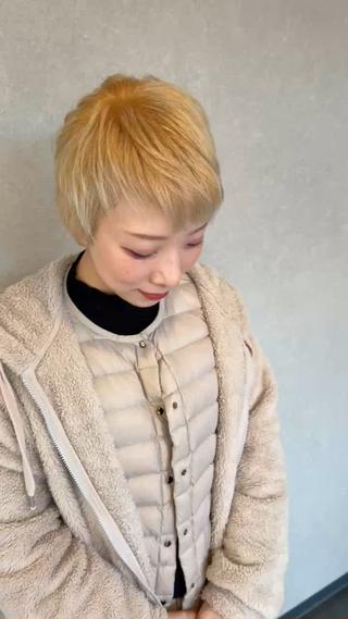 【やっぱり金髪が好き】
ブリーチオンリーで作るナチュラルゴールドショート!
トーンアップだけでもここまで明るく柔らかい雰囲気に♪
白っぽくしたい方はトナー追加もおすすめです!
ご予約は
【DM】→ @wave_house_tomato
【TEL】→ 0748-22-2836
【ミニモ】→「ウェーブハウスとまと」で検索
https://minimodel.jp/r/qOPa9X1
#金髪ショート #ハイトーンショート #ブリーチカラー #ウェーブハウスとまと