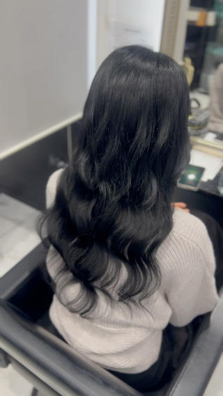 ロング カラー YUDU🍊 germe/ジェルムのヘアスタイル