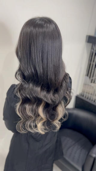 ロング カラー YUDU🍊 germe/ジェルムのヘアスタイル