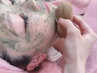 ハーブを取った時の
つぅるんとお肌が毎回楽しみ 