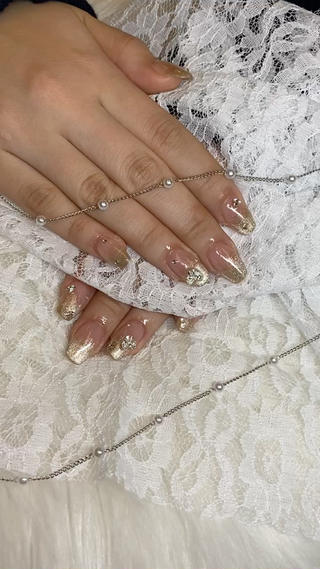 気になったデザインはいいねྀིで見返せるようにするのがオススメです⋆⸜⸝‍⋆
#ちゅるんネイル#マグネットフレンチ
#持ち込みデザイン#埋めつくしネイル
#ゴテゴテネイル#韓国ネイル
#チークネイル#y2knails
#量産型ネイル#キラキラネイル#長さだし#持ち込み#アートし放題#マグネットネイル#マグネットグラデーション 