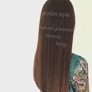 髪の傷みは様々な原因があります傷みの原因によって髪が必要とする栄養分は違うのですが、多くのトリートメントはコーティングの力で一時的に髪の手触りを良くするだけで、2、3週間もするとコーティングが剥げて元の髪質に戻ってしまいます
さらに髪は表面のキューティクルから傷み始め、バリア機能が弱まることで徐々に髪の内部に傷みが進行していきます
傷みは外から内
逆に治す時は髪の最深部からなのです
さらに髪の最深部に行けば行くほど大きさの小さな栄養分しか入っていきません
そのため小さい栄養分から浸透させていく必要があるのです
こだわりぬいた髪質改善をするためには浸透させる薬剤の順番まで考える必要があるのです
そこまでできるようになるためには
正確な毛髪診断と深い薬剤知識が必須なのです

ヘアケアマイスターの鵜澤はその両方を習得しています
そのため、髪質改善に関しては誰にも負けない自信があります

そのこだわりを100%発揮するためにサイエンスアクアoggiottoは最適なトリートメントなのです(^^)


どんな状態の髪も、必ずご満足頂ける髪質改善をさせて頂きますので、是非一度お試し下さい

イルミナカラー、グラデーションカラー、縮毛強制など、どんなメニューもヘアケアマイスターの知識と経験で期待以上の仕上がりさせて頂きます


♯髪質改善♯サイエンスアクア♯ヘアケアマイスター♯oggiotto 