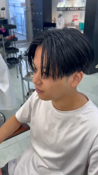 色気抜群☆前下がりセンターパート