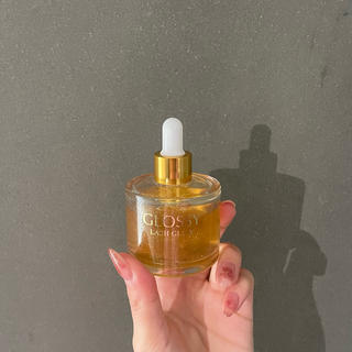 余分なものが一切入っていない高濃度美容液！
まつ毛の太さが1.5倍でハリコシupでパーマを繰り返しても傷まないまつ毛に

【glossy】
初回¥1,000
2回目以降¥1,500 