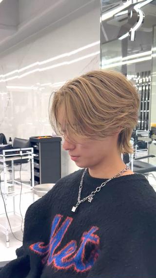 メンズハンサムショート
️手櫛だけで作れるまとまりのあるシルエット
️パーマをかければ時間のない中でもこの質感を手軽に簡単に出せます
 