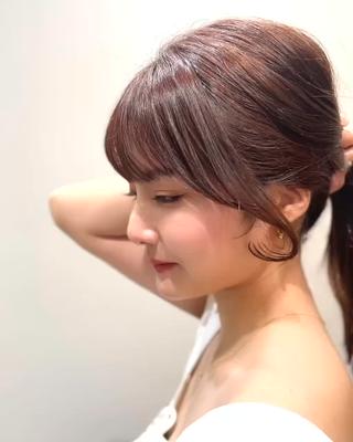 結んだ時も可愛くなる顔周り
カットで叶えます

前髪、顔周りは一人一人の骨格を考えてご提案させていただきます

"自分に似合う顔周りがわからない"
そんな方是非僕にお任せください 