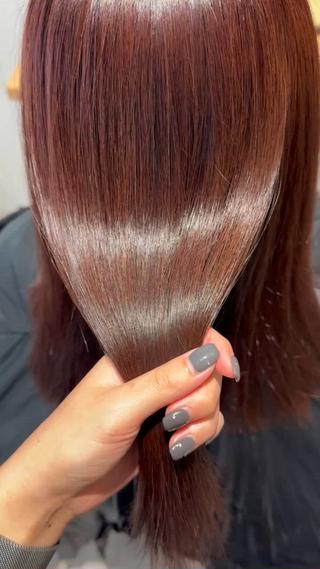 ロング カラー 髪質改善 イオリのヘアスタイル