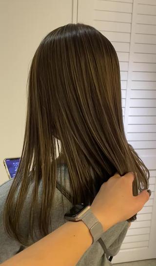 ロング カラー 髪質改善 イオリのヘアスタイル