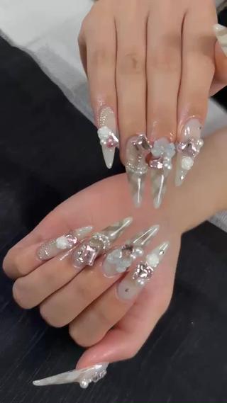 ネイル IRO NAIL 千葉駅のネイルデザイン