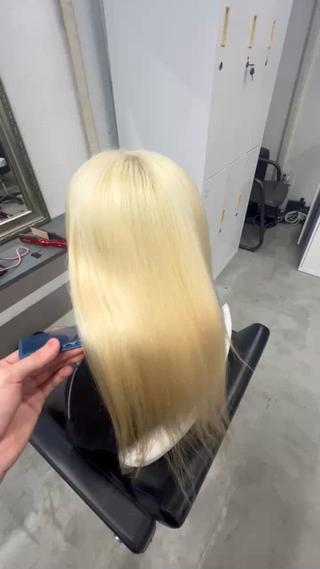 ロング カラー ハイトーンカラー 坂本 翼のヘアスタイル