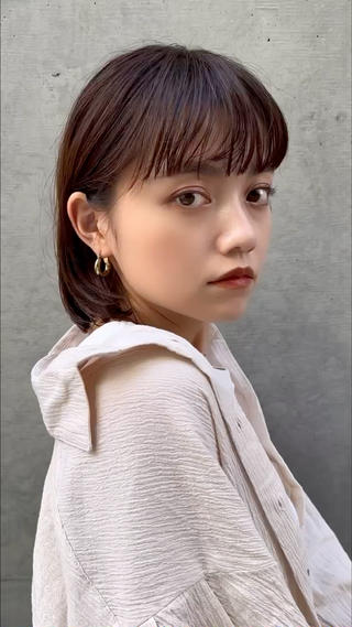 丸みのある大人可愛いボブヘア

耳にかけても結んでも可愛く
少し丸みのある大人女性なボブ

どんな方にも自分専用のヘアスタイルを見つけます！

ご予約頂いてからご相談も可能です！
是非一度お任せ下さい 