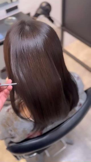 セミロング ツヤ髪 ／髪質改善 松岡将太郎のヘアスタイル