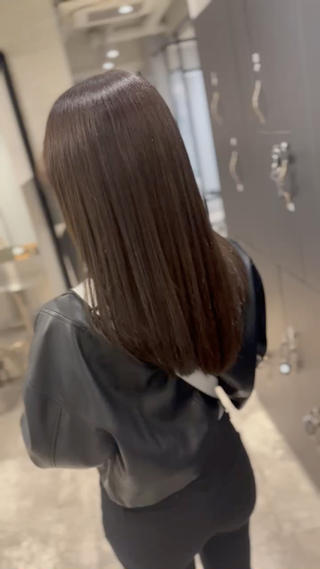 髪質改善　髪質改善トリートメント　ULTOWAトリートメント　ウルトワ　ツヤ髪　美髪　ストレートヘア
高濃度水素トリートメント(ULTOWA)で髪の水分量を増やし、広がりやパサつきを抑えます 