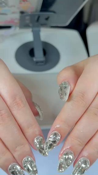 10660円のネイル
安くない

#Shinjuku3ChomeNails #TokyoNails #NailArt #3Dnails #RoseNails #GothicNails #NailsTokyo #ネイルアート #新宿三丁目ネイル #美甲 #东京#新宿ネイル 