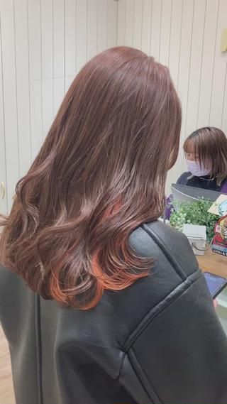 オレンジジュース

オレンジカラー×イヤリングカラー

美味しそうなカラーです(*ˊ˘ˋ*)♡ 