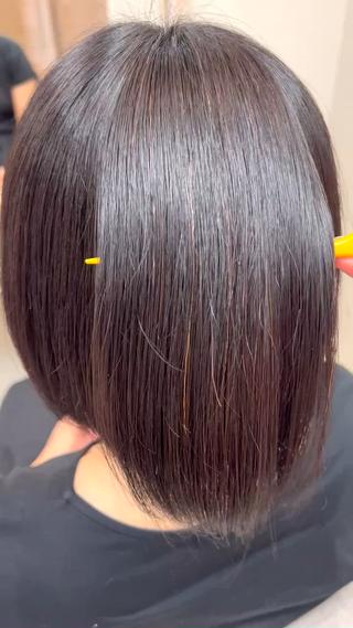 髪質も良くしならもクセや、うねり、広がりを抑えた縮毛矯正
髪質改善しながらの施術により本来の素髪に近づけます！

くせ毛、うねり、広がりが気になる方はもちろん、カラーや日頃のアイロン、コテによるダメージや髪の硬さが気になる方は是非ご相談下さい 