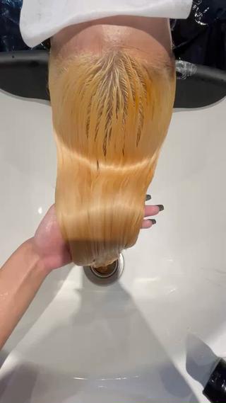 ロング 🦋ハイトーン🦋 石山 希理🦋のヘアスタイル