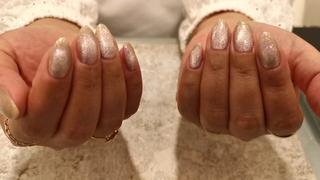 マグネット

磁石を使用するジェルになります♪ 