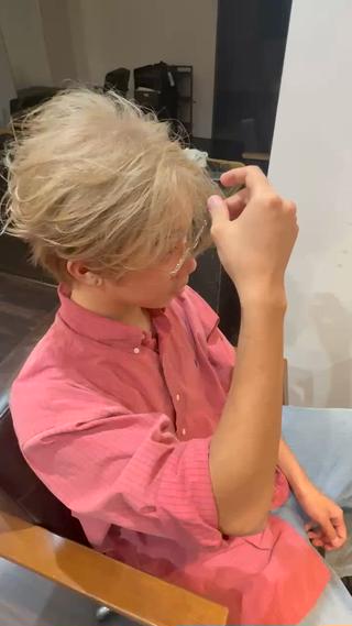 カラー メンズ 日比 海夏太のヘアスタイル