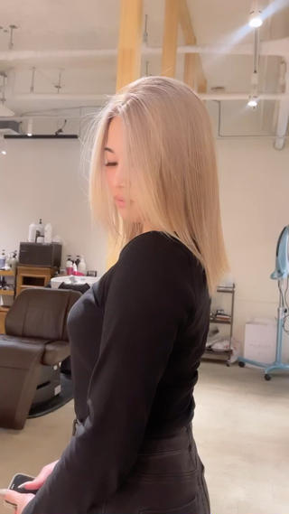 #ブロンド#ミルクティーベージュ#ブロンドベージュ#ハイトーンベージュ#ハイトーン#ダブルカラー 