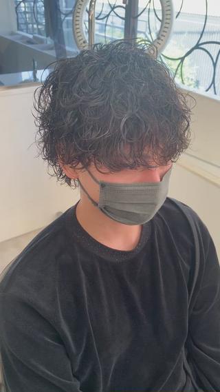 ミディアム メンズ メンズパーマ/難波/ 心斎橋　室園亮佑のヘアスタイル