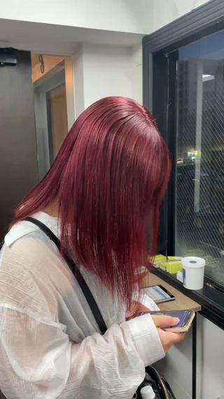 #ワインレッド #チェリーレッド #ボルドーカラー #暖色カラー #赤髪 #レッドカラー 
