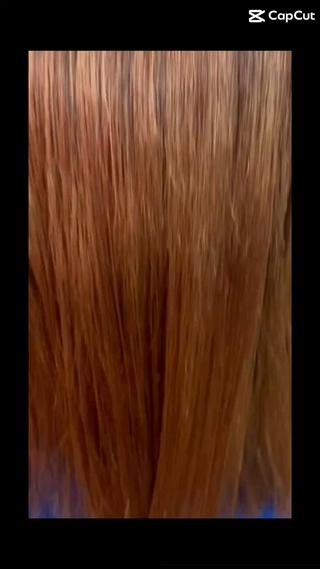 セミロング テライ ケイショウのヘアスタイル