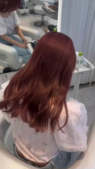 ピンクベージュ 